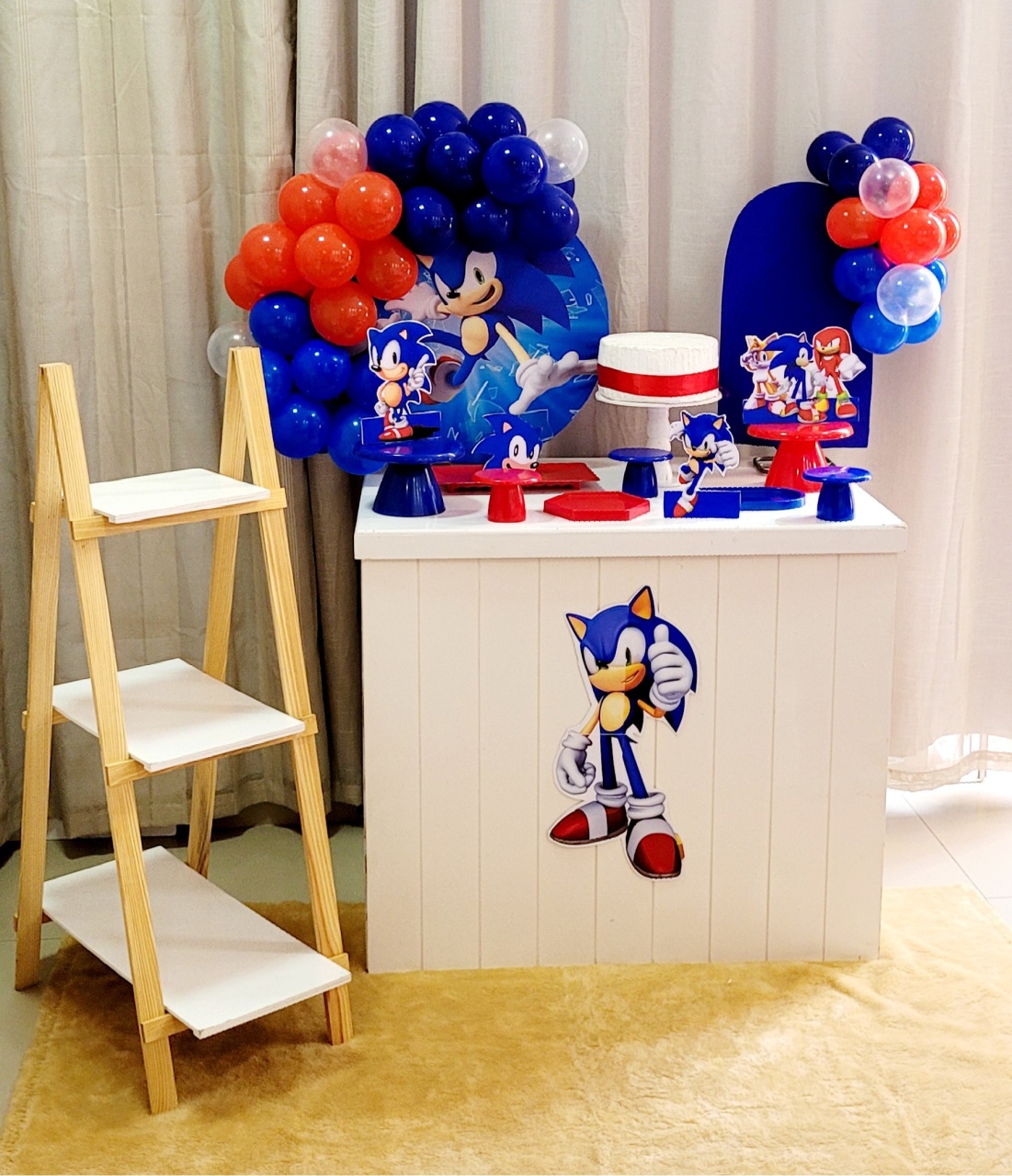 Kit Mini Festa Standard Com Balão - Sonic 1 - É Só Um Bolinho Locações 