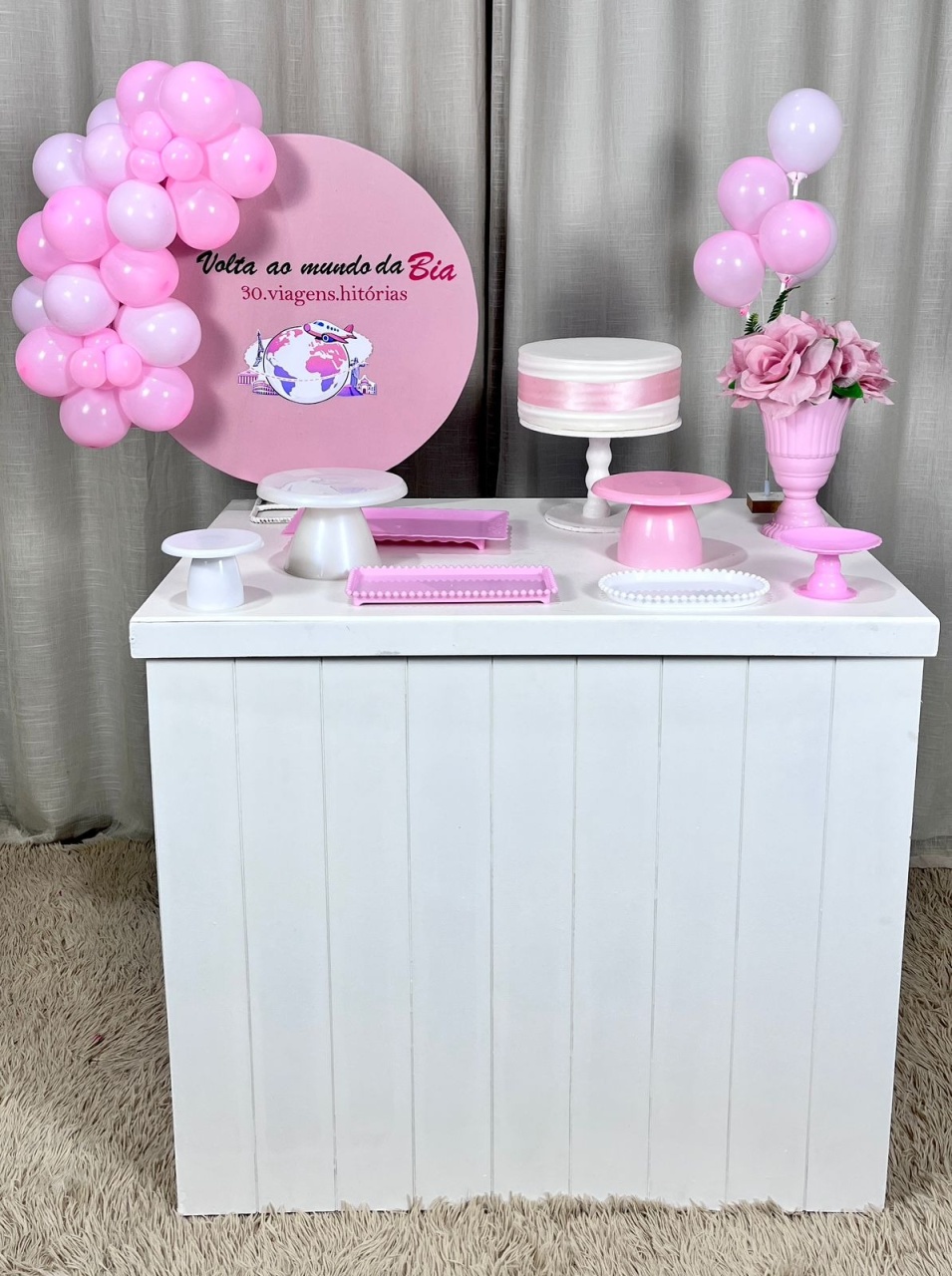 Kit Composto Com Balão -  Liso Rosa Bebe Personalizado  - É Só Um Bolinho Locações 