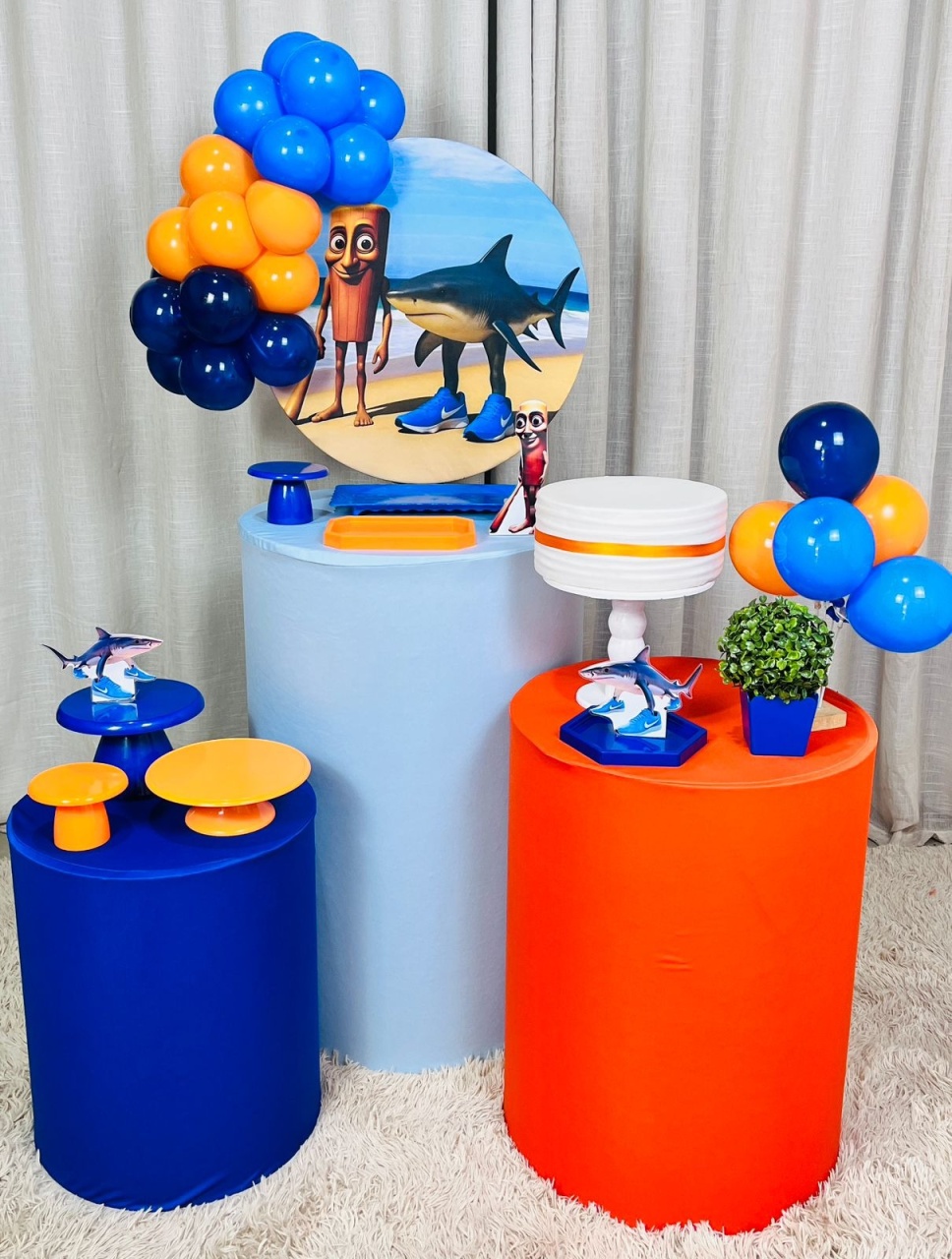 Kit Composto Com Balão - Tralalelo Tralala 2 - É Só Um Bolinho Locações 