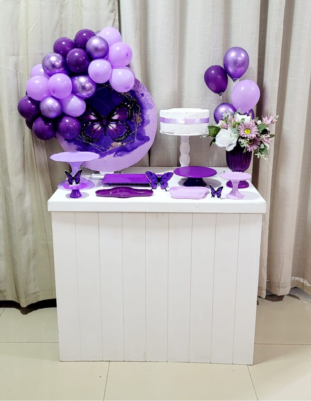 Kit Composto Com Balão - Borboleta Roxa - É Só Um Bolinho Locações 