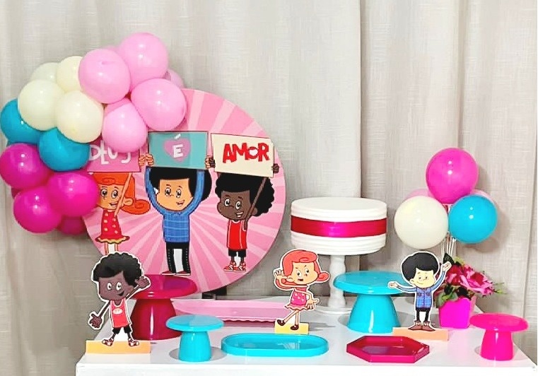 Kit Mesa Com Balão -  3 Palavrinhas - É Só Um Bolinho Locações 