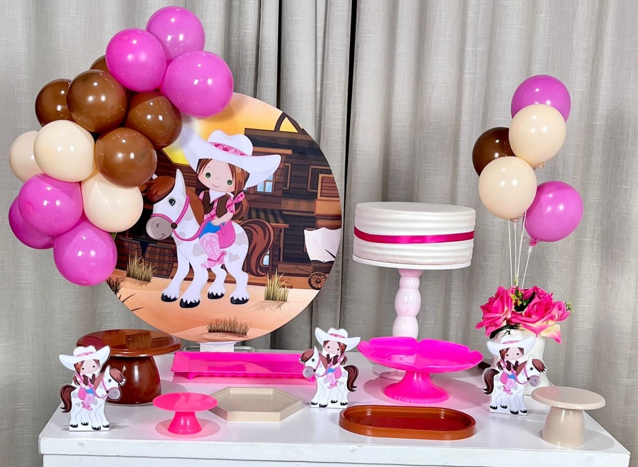 Kit Mesa Com Balão - Cowgirl - É Só Um Bolinho Locações 
