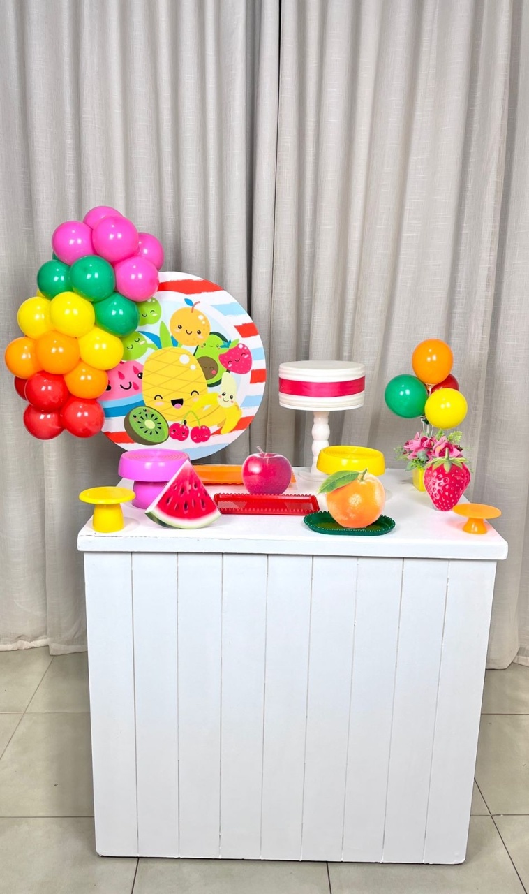 Kit Composto Com Balão - Frutas 1 - É Só Um Bolinho Locações 