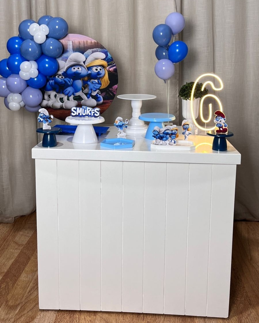 Kit Composto Com Balão Smurfs+ Led Pequeno - É Só Um Bolinho Locações 