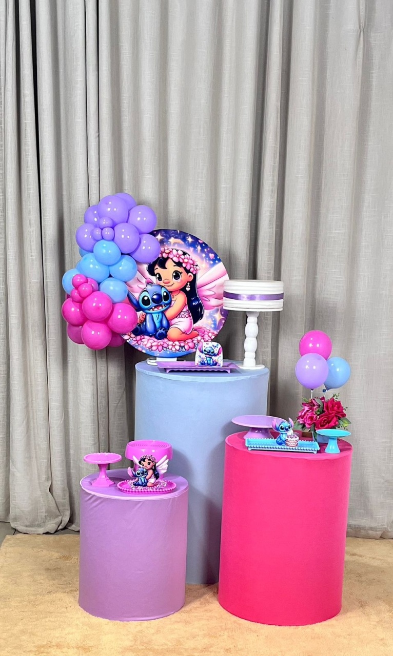 Kit Composto Com Balão - Stitch E Lilo 3 - É Só Um Bolinho Locações 