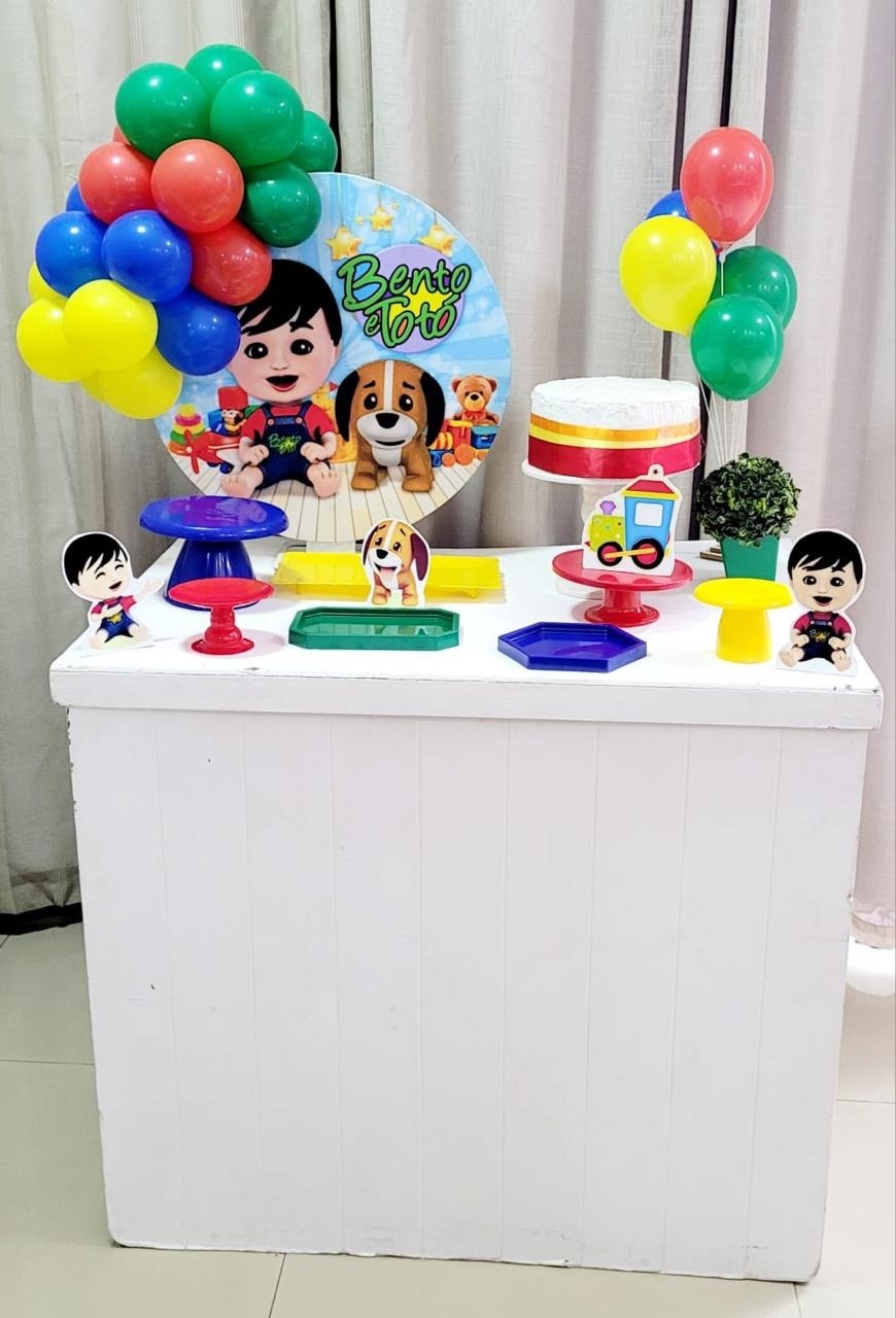 Kit Composto Com Balão - Bento Toto - É Só Um Bolinho Locações 
