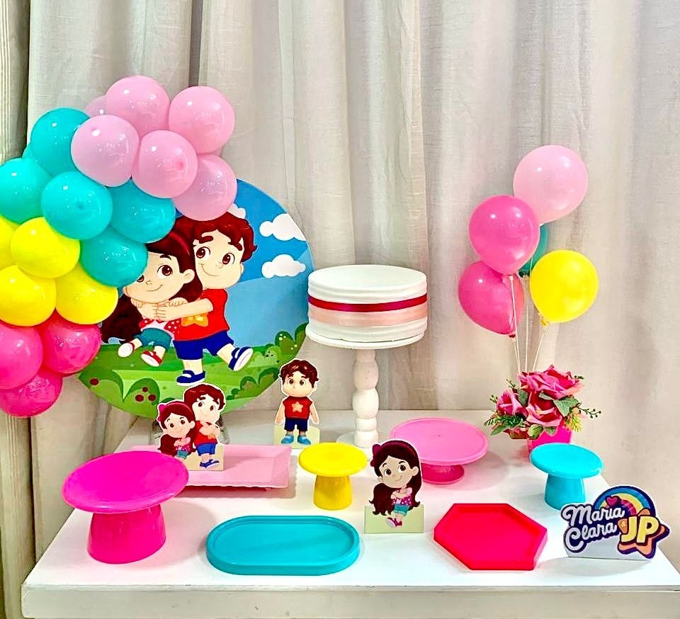 Kit Mesa Com Balão -  Maria Clara E Jp 1 - É Só Um Bolinho Locações 