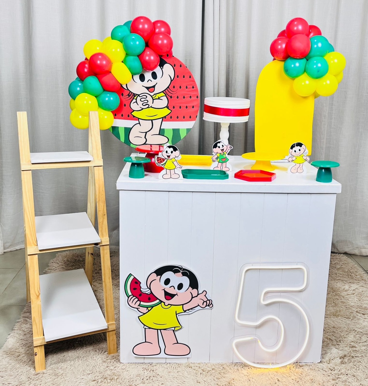 Kit Mini Festa Standard Com Balão - Magali - É Só Um Bolinho Locações 