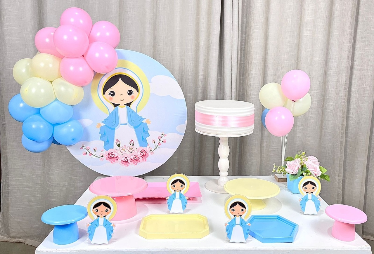 Kit Mesa Com Balão -  Nossa Senhora Aparecida 2 - É Só Um Bolinho Locações 
