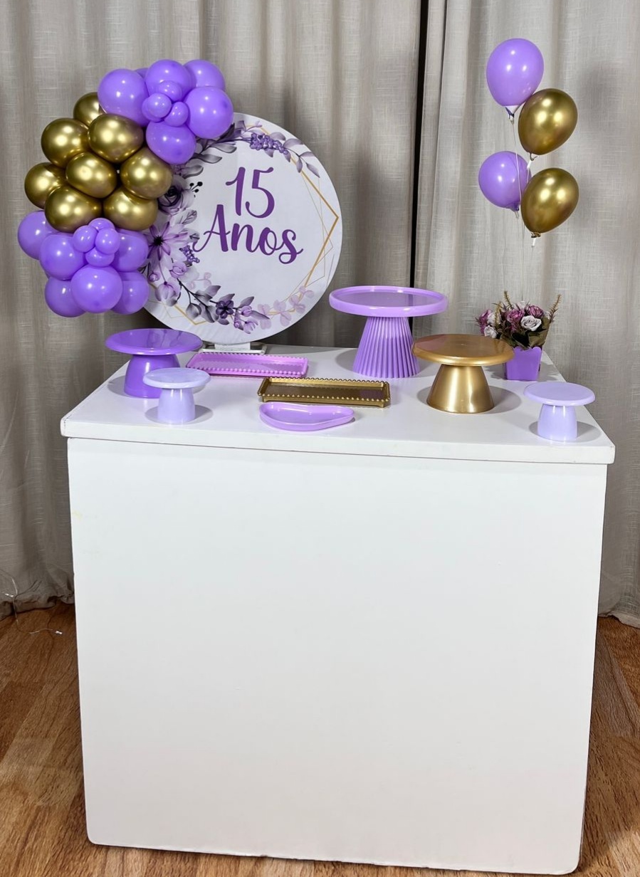 Kit Composto Com Balão -15 Anos + Metalizados - É Só Um Bolinho Locações 