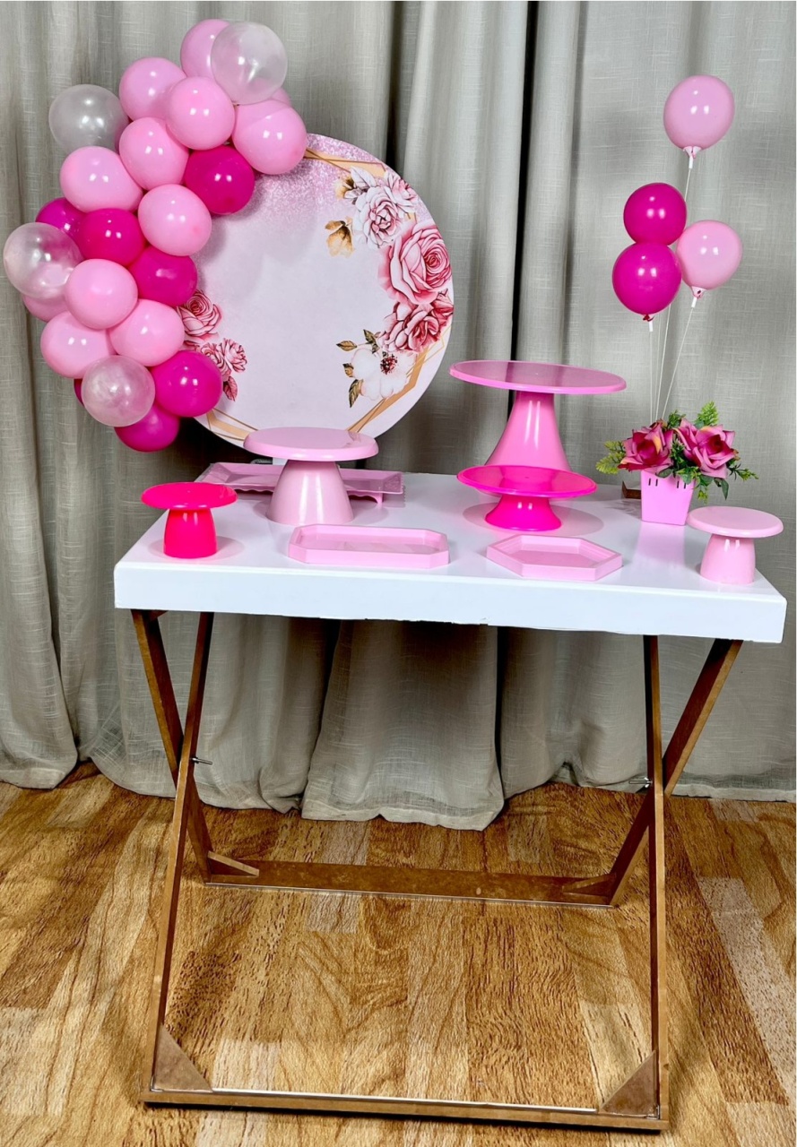 Kit Composto Com Balão- Flores - É Só Um Bolinho Locações 