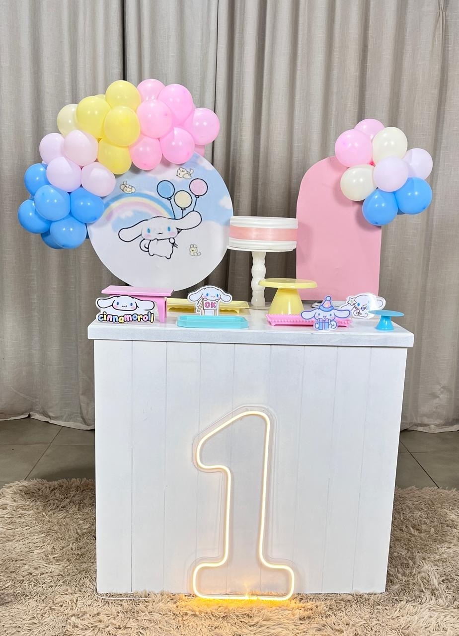 Kit Mini Festa Basic Com Balão - Cinomorol - É Só Um Bolinho Locações 