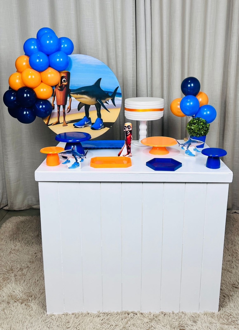Kit Composto Com Balão - Tralalelo Tralala 1 - É Só Um Bolinho Locações 