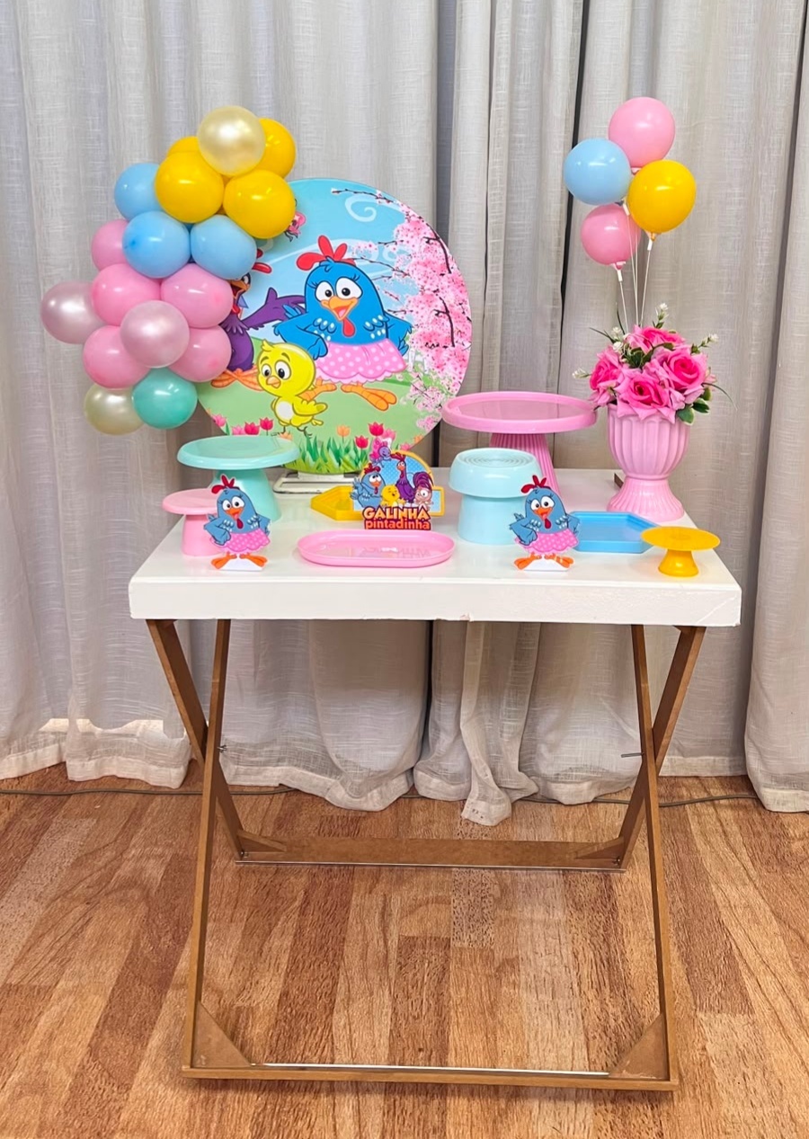 Kit Composto Com Balão- Galinha Pintadinha + Balões Metalizados - É Só Um Bolinho Locações 