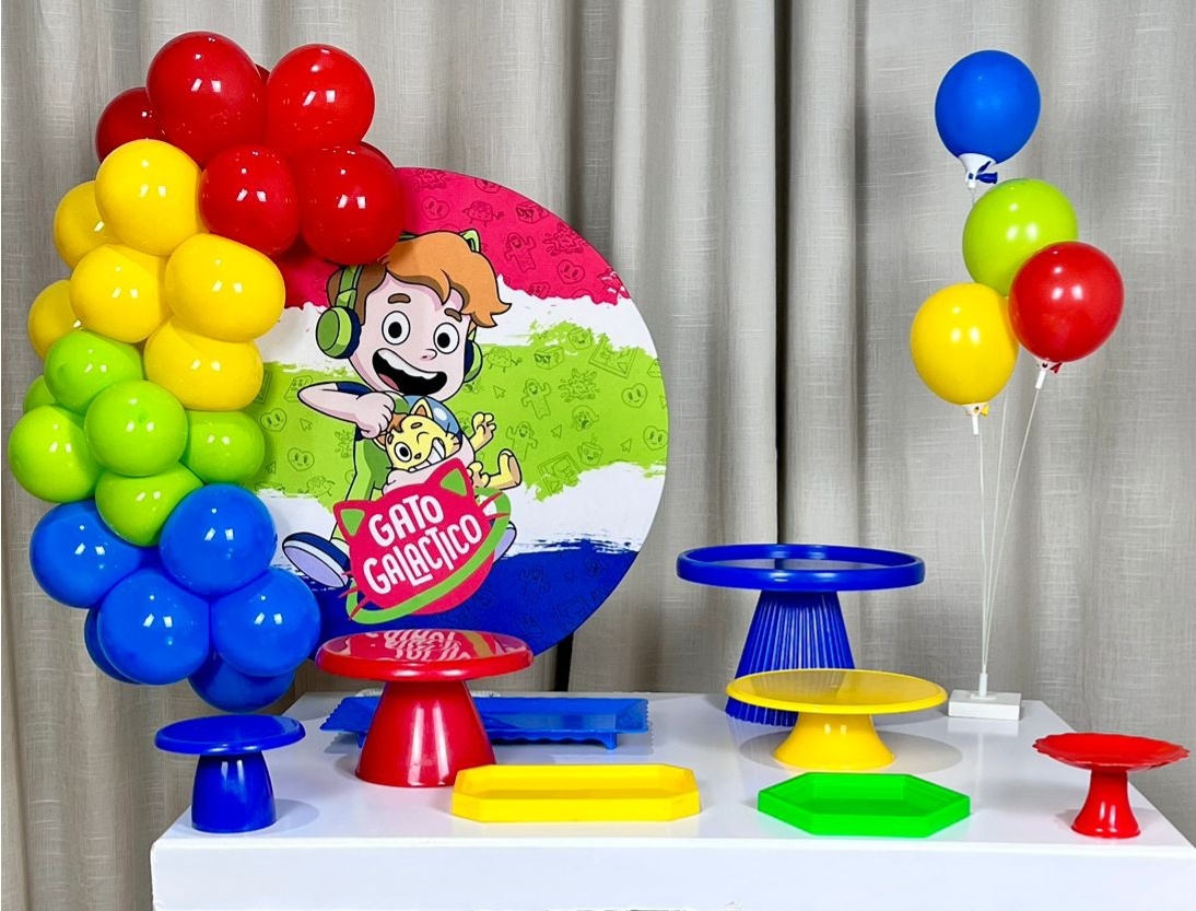 Kit Mesa Com Balão - Gato Galático - É Só Um Bolinho Locações 