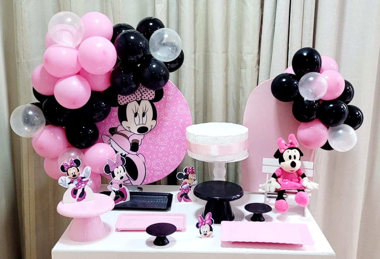 Kit Mesa Premium Com Balão - Minie 2 - É Só Um Bolinho Locações 