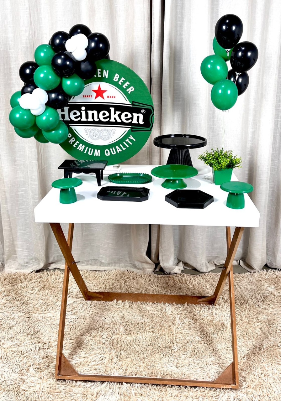 Kit Composto Com Balão - Heineken - É Só Um Bolinho Locações 