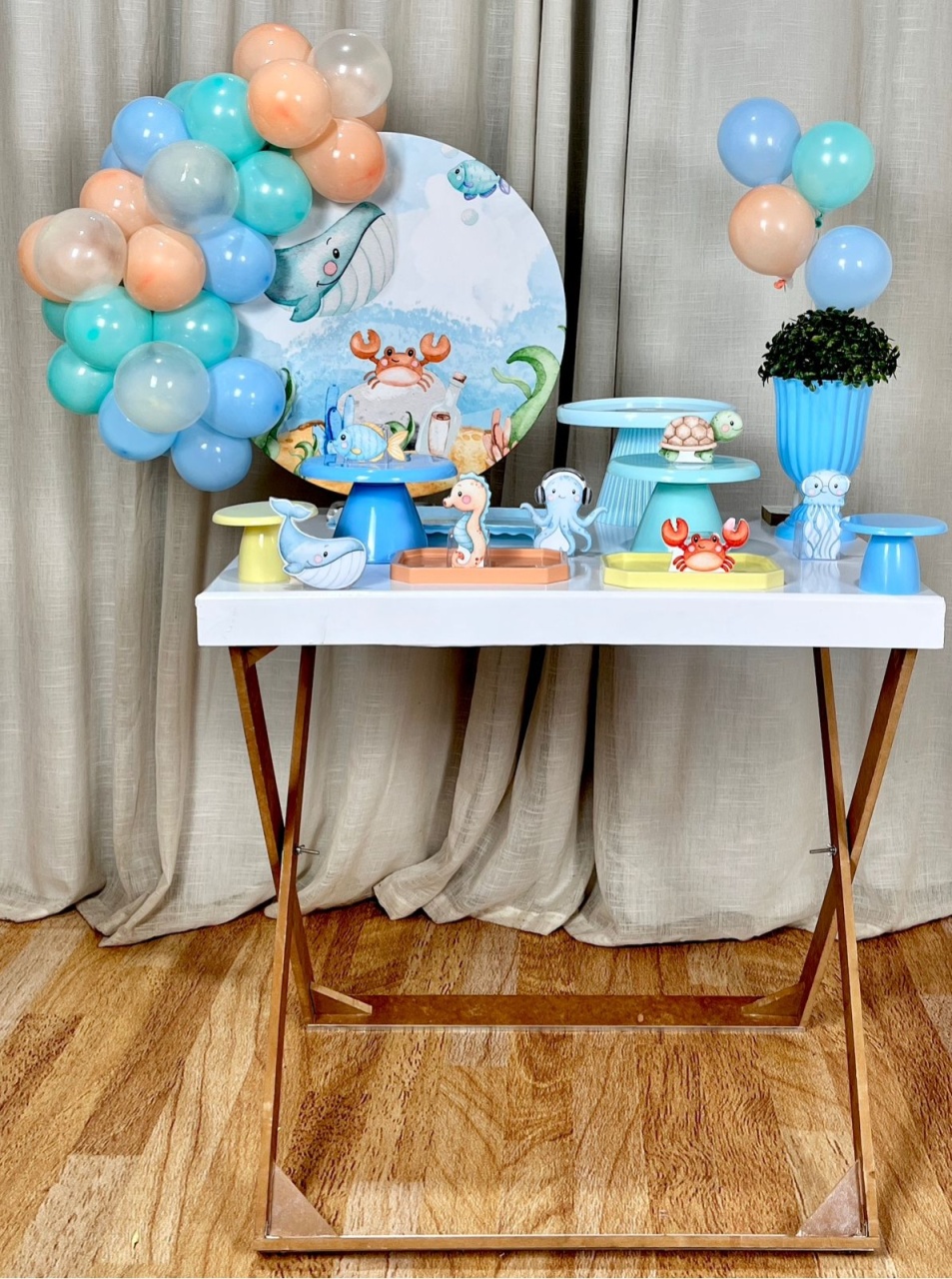 Kit Composto Com Balão - Fundo Do Mar Aquarelado - É Só Um Bolinho Locações 