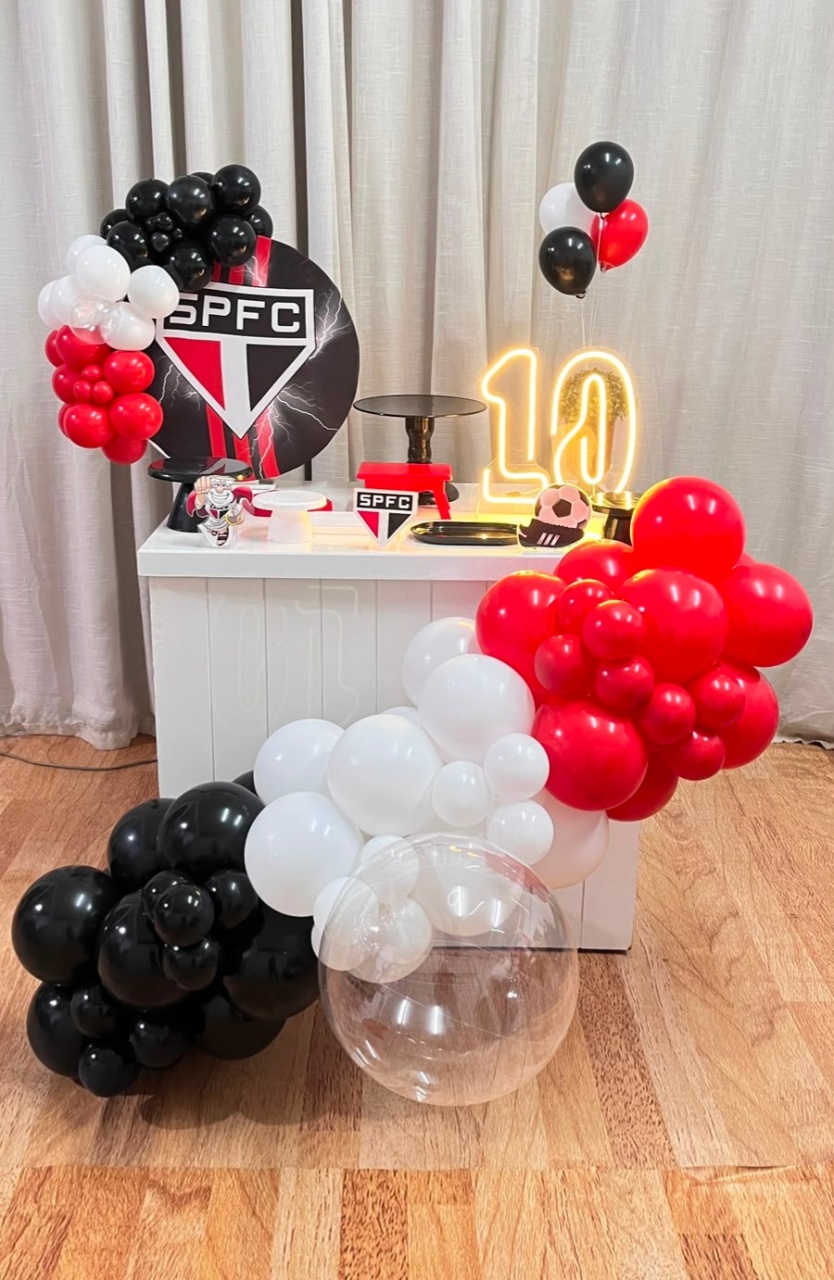 Mini Festa Gold Basic-São Paulo - É Só Um Bolinho Locações 
