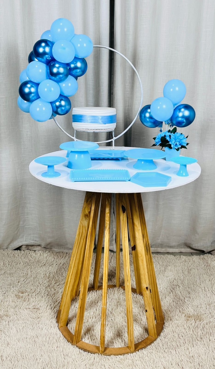 Kit Composto Com Balão - Arco Vazado 2 - É Só Um Bolinho Locações 