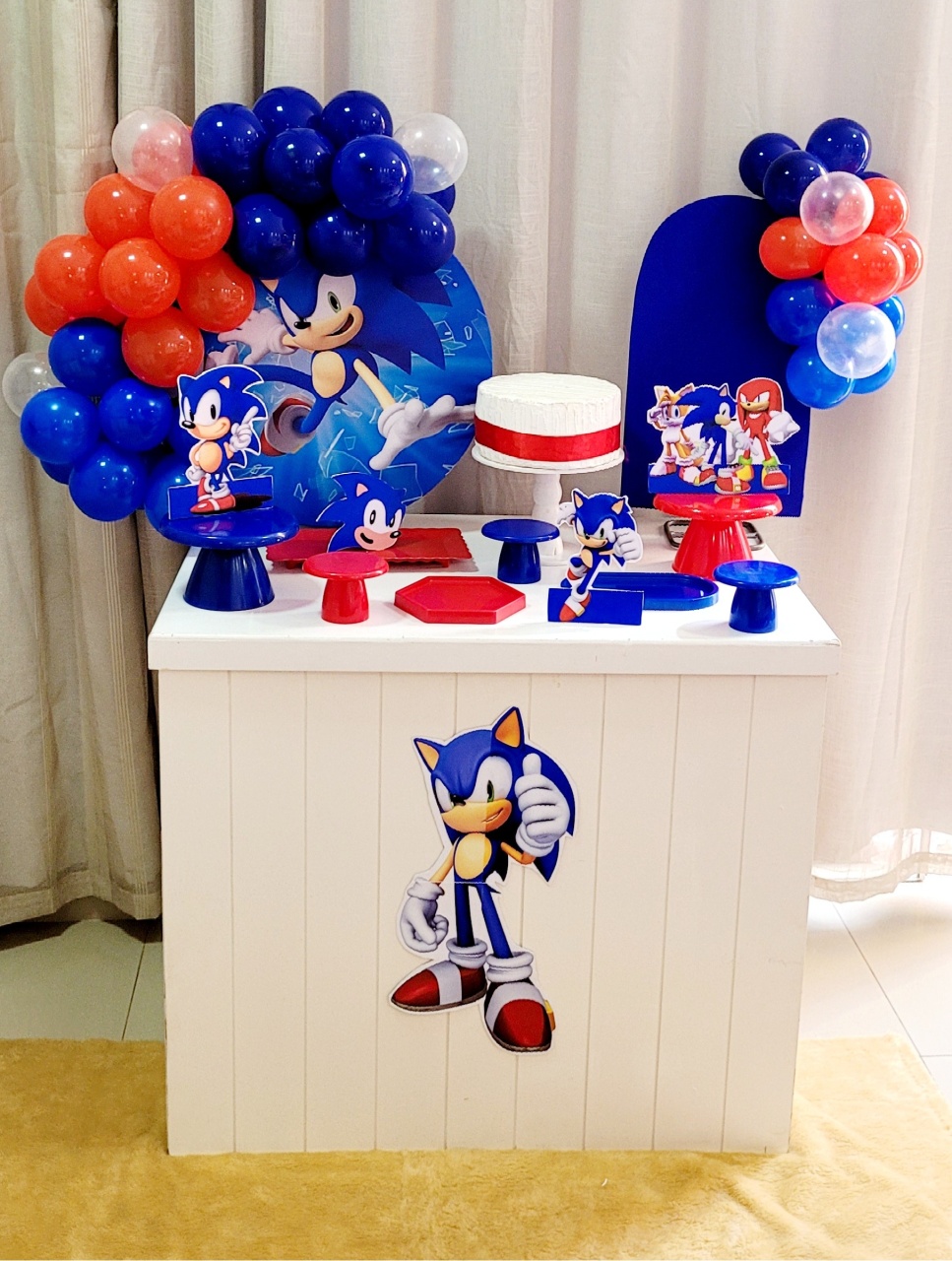 Kit Mini Festa Basic Com Balão - Sonic 1 - É Só Um Bolinho Locações 