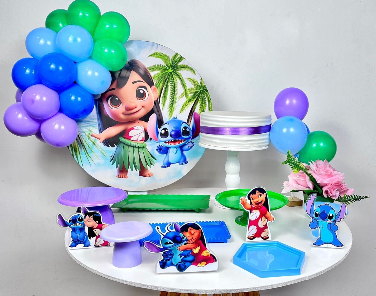 Kit Mesa Com Balão -  Stitch E Lilo 2 - É Só Um Bolinho Locações 