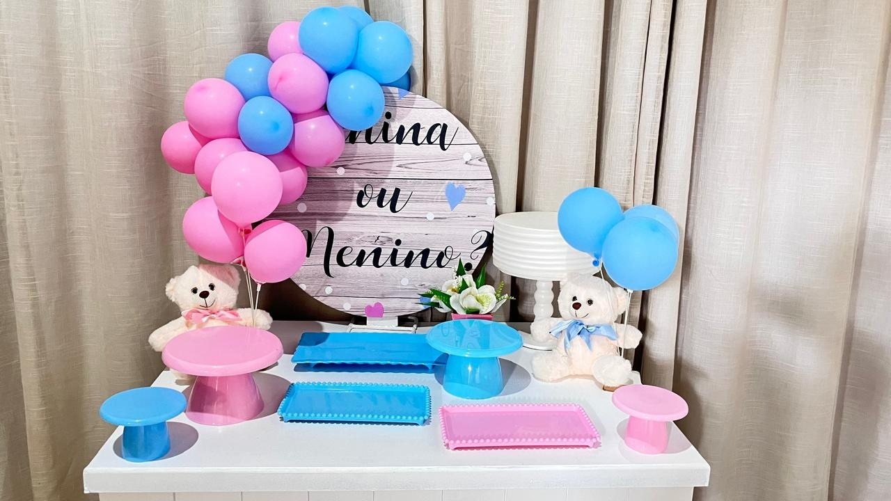 Kit Mesa Com Chá Revelação   - É Só Um Bolinho Locações 