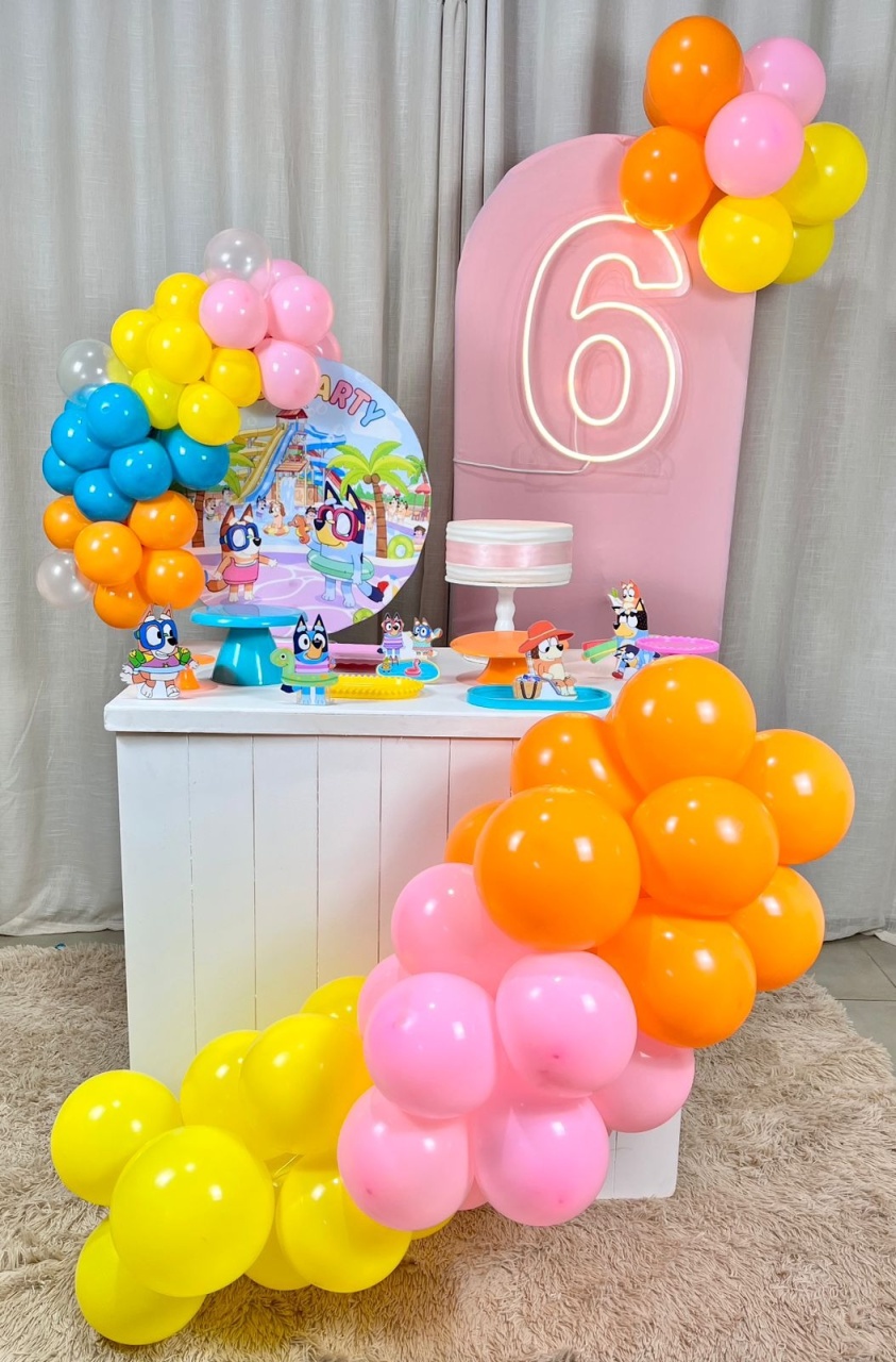 Mini Festa Gold Plus Com Led - Pool Party Blue - É Só Um Bolinho Locações 