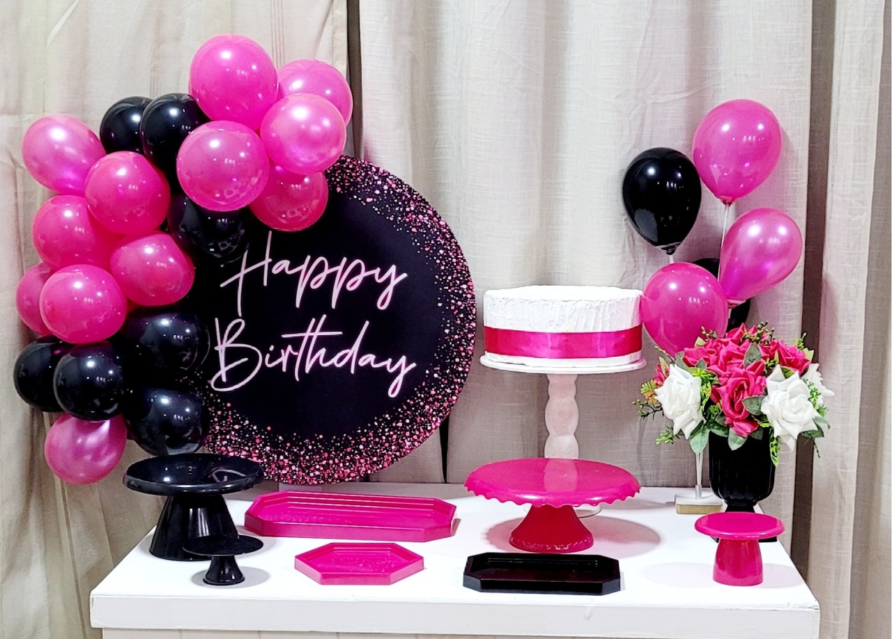 Kit Mesa Com Balão - Happy Birthday 6 - É Só Um Bolinho Locações 