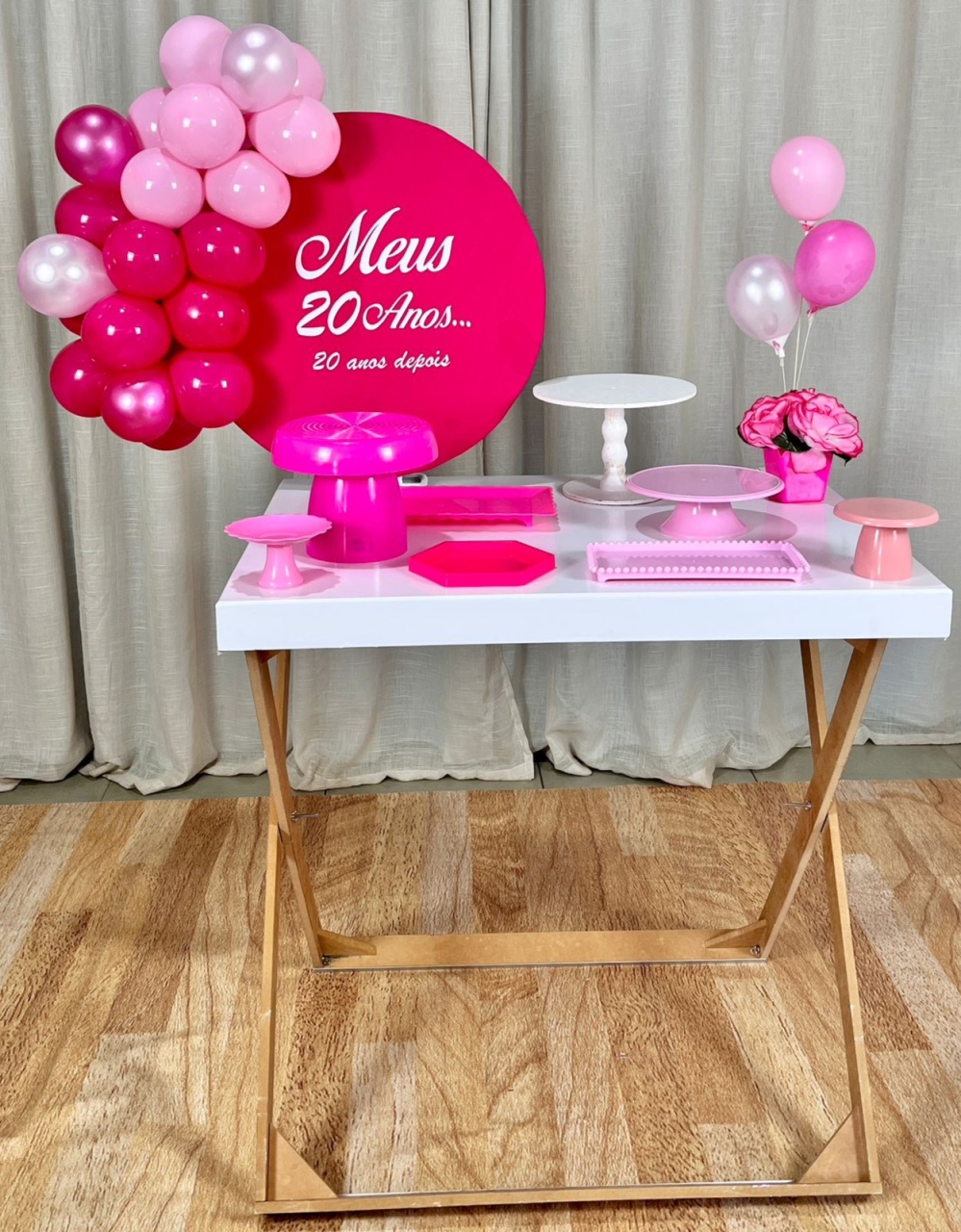 Kit Composto Com Balão - Liso Rosa Pink Personalizado - É Só Um Bolinho Locações 