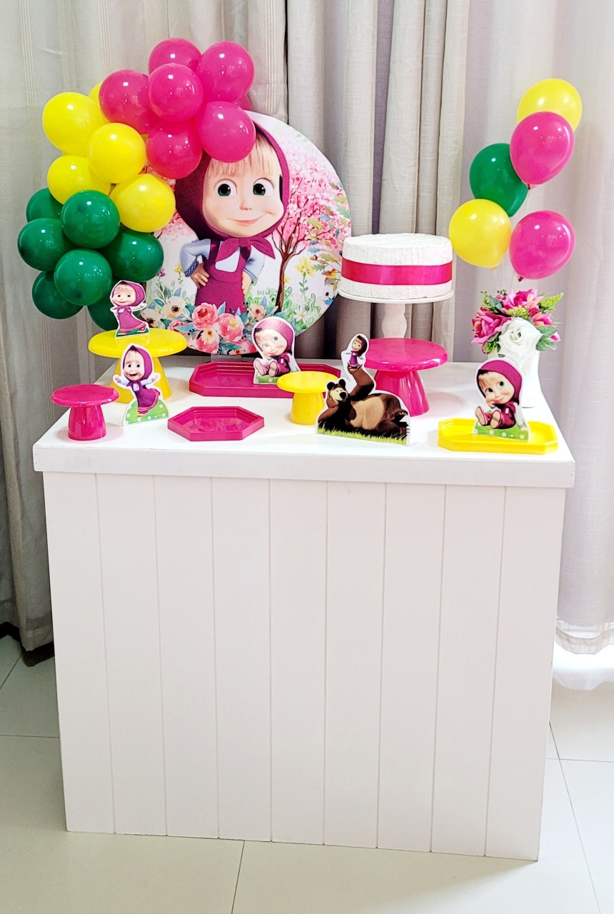 Kit Composto Com Balão - Marsha - É Só Um Bolinho Locações 