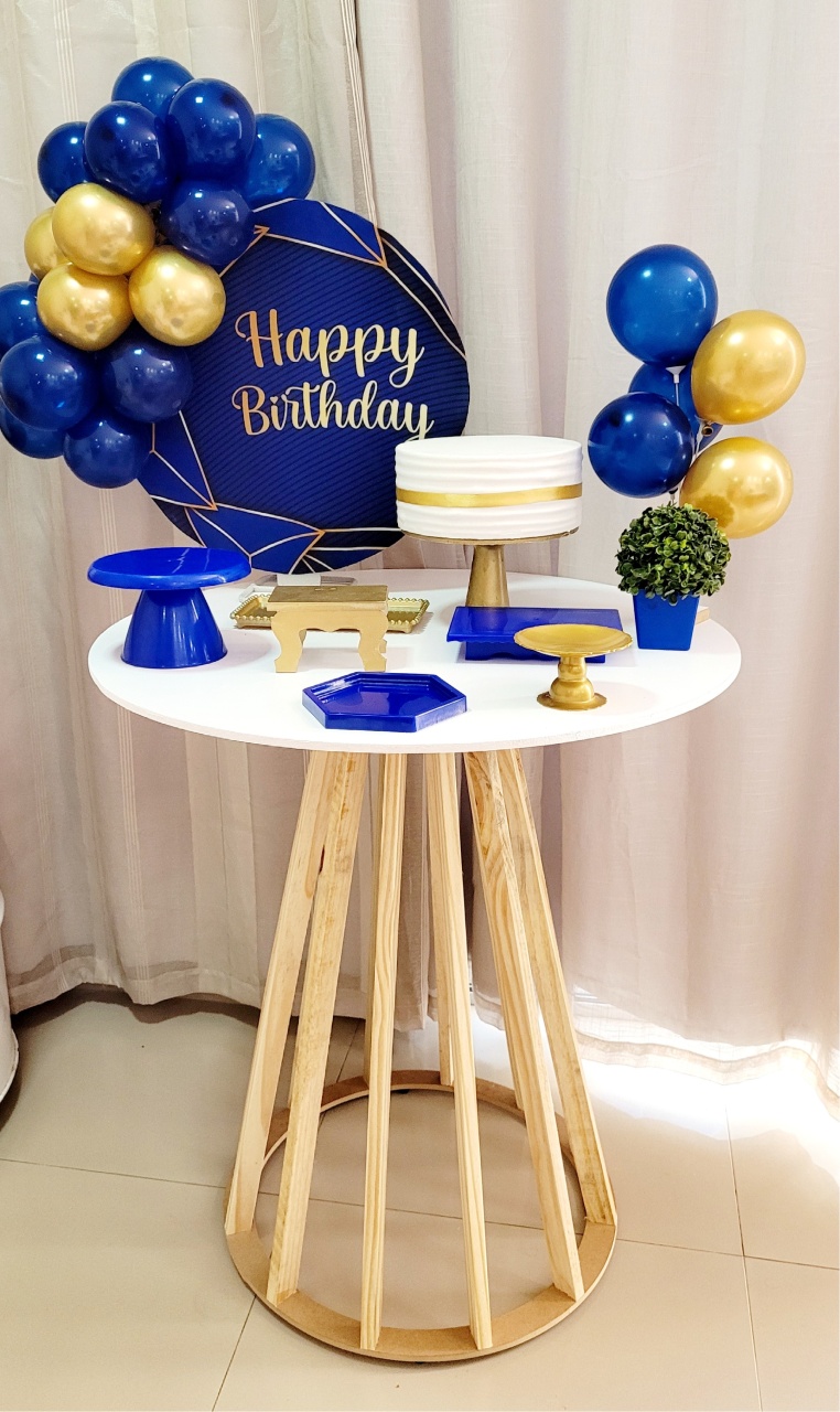 Kit Composto Com Balão - Happy Birthday 1 - É Só Um Bolinho Locações 