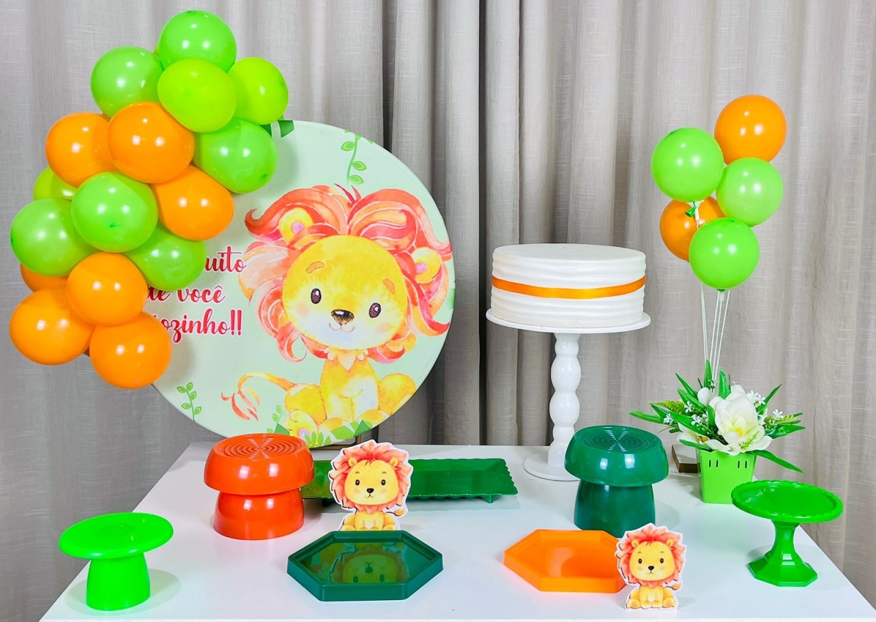 Kit Mesa Com Balão -  Leãozinho 1 - É Só Um Bolinho Locações 