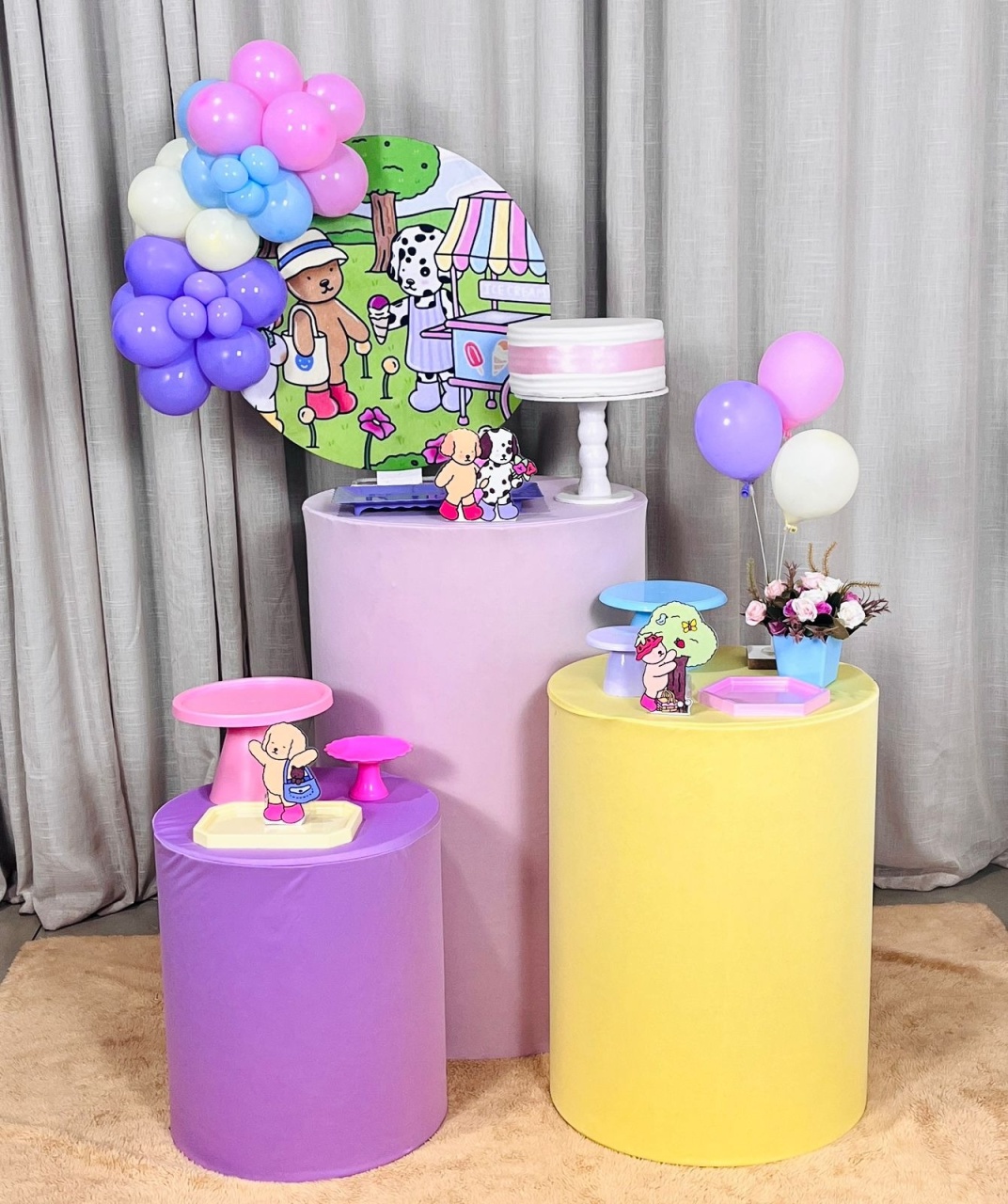 Kit Composto Com Balão - Bobbie Guds 2 - É Só Um Bolinho Locações 