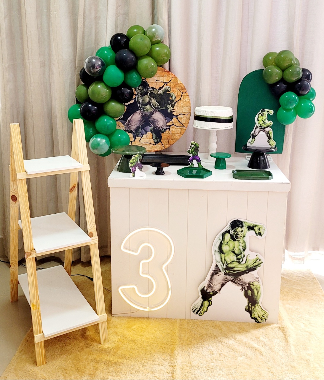 Kit Mini Festa Standard Com Balão - Hulk 2 - 2/2 - É Só Um Bolinho Locações 