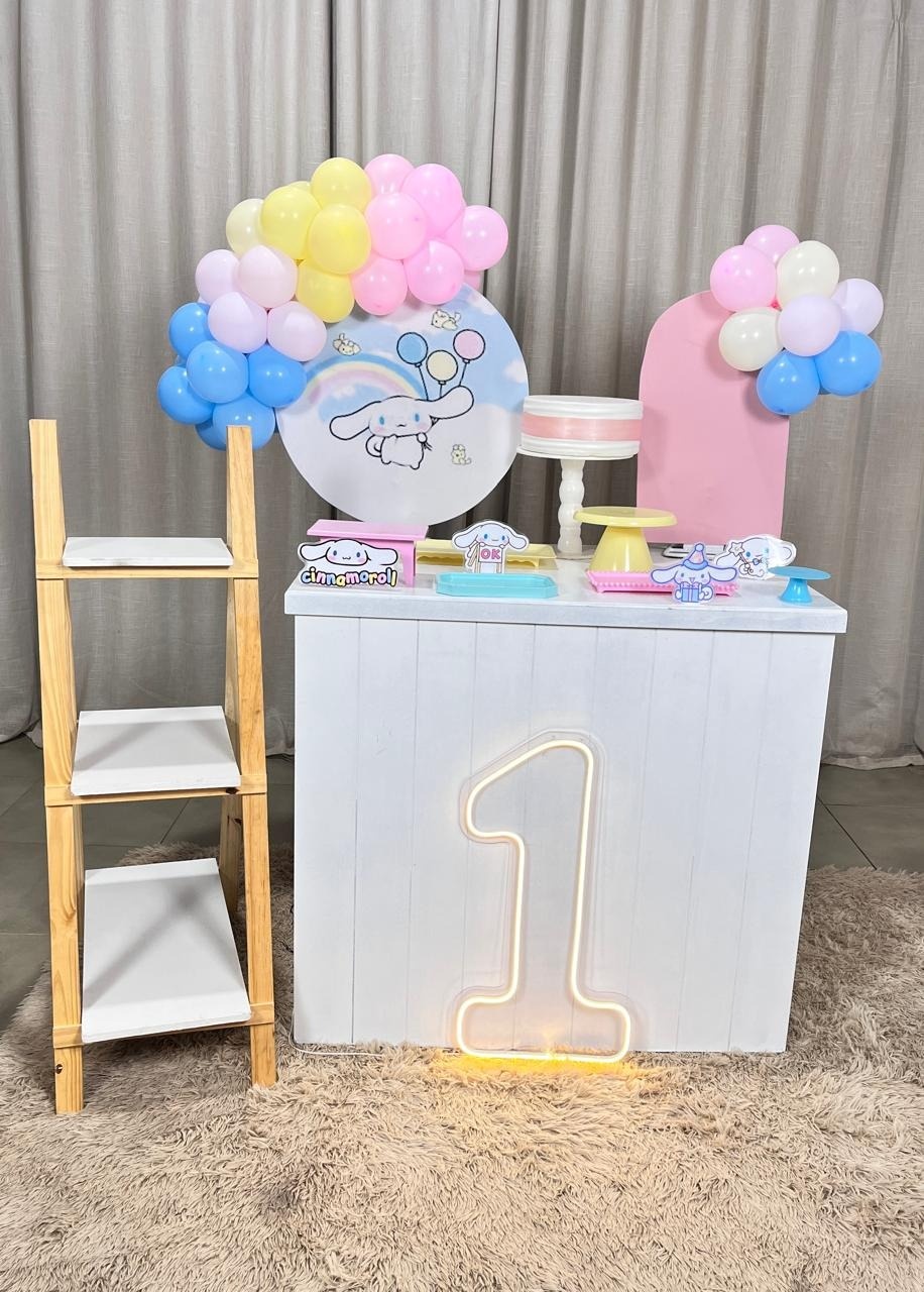 Kit Mini Festa Standard Com Balão - Cinomorol - É Só Um Bolinho Locações 