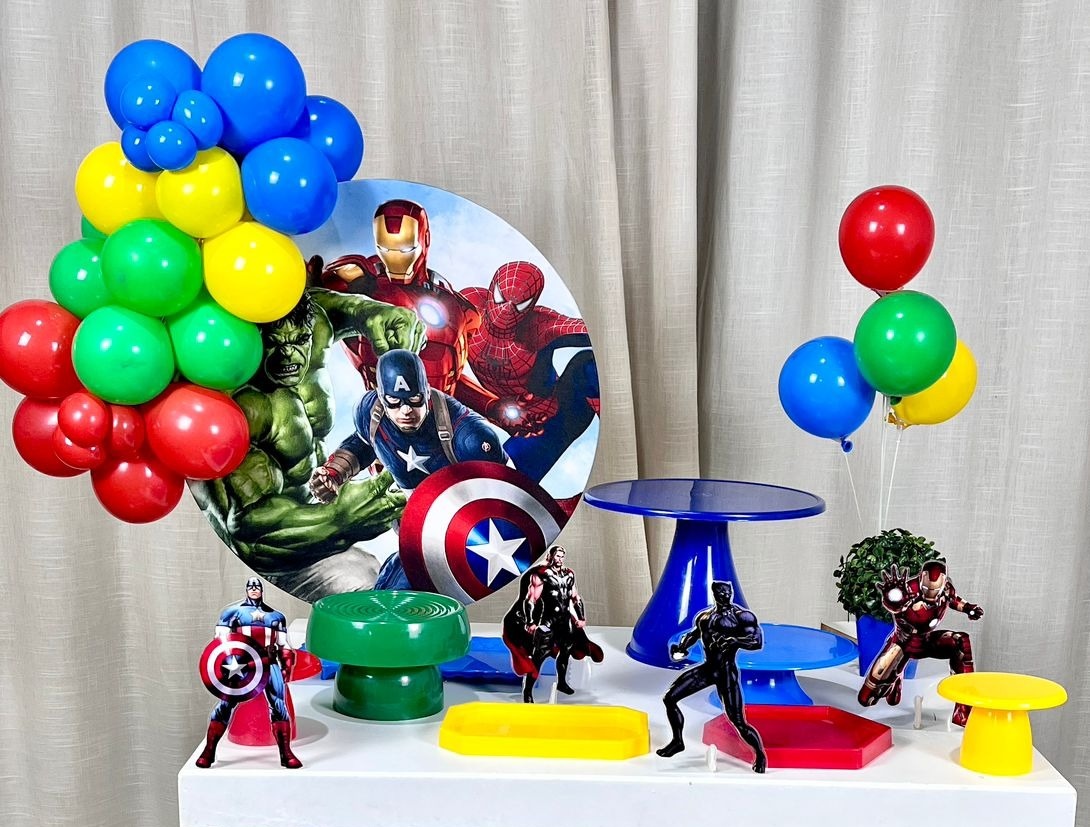 Kit Mesa Com Balão -  Vingadores 3 - É Só Um Bolinho Locações 