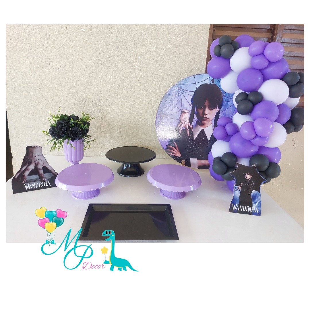 Kit Mesa Parabéns  Wandinha  - MP DECOR 