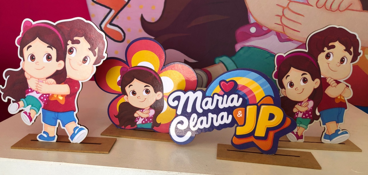 Display de Personagens  - karoline pedroso festas