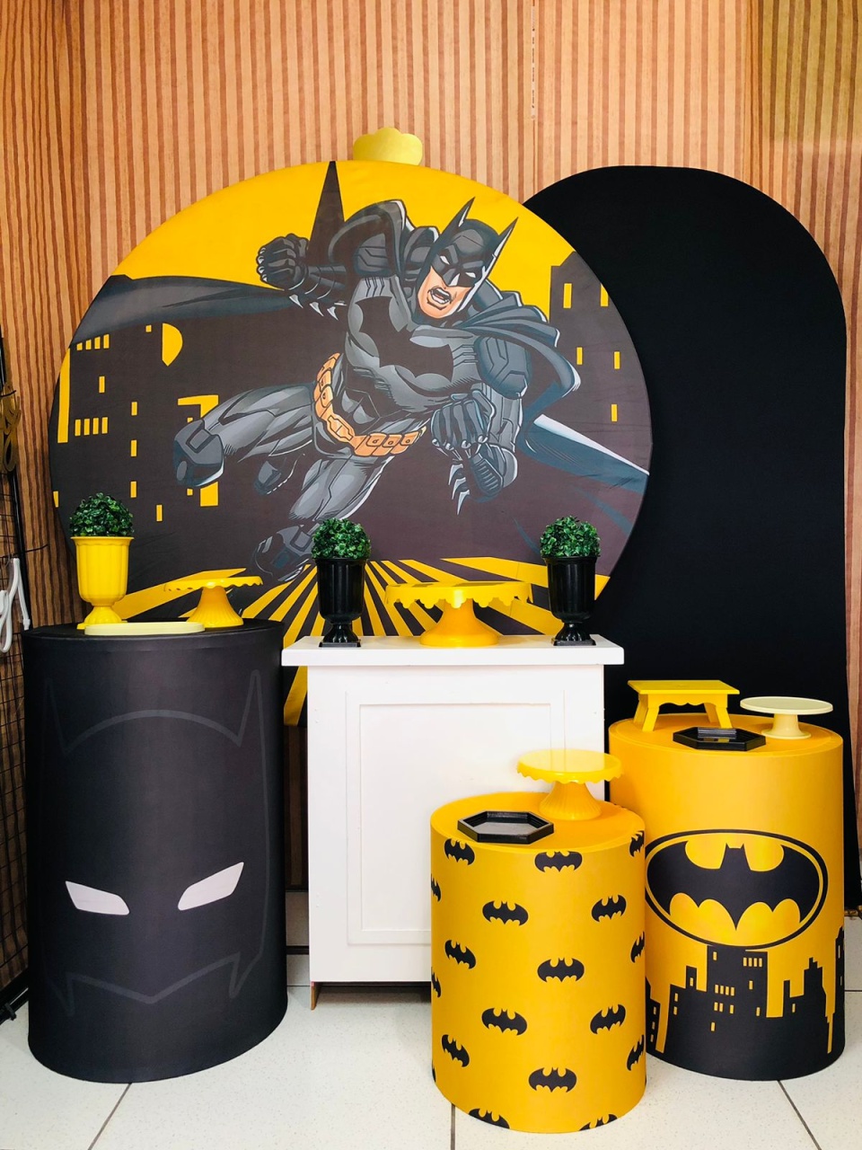 Kit Ouro Batman  - karoline pedroso festas