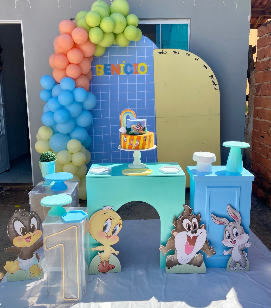 Decoração Baby Looney Tunes - karoline pedroso festas