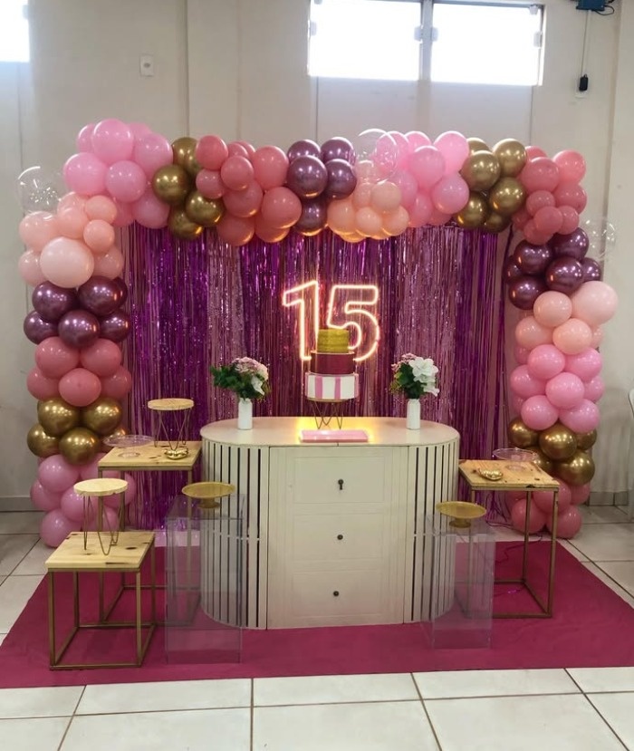 Decoração - 15 Anos Rosa - karoline pedroso festas