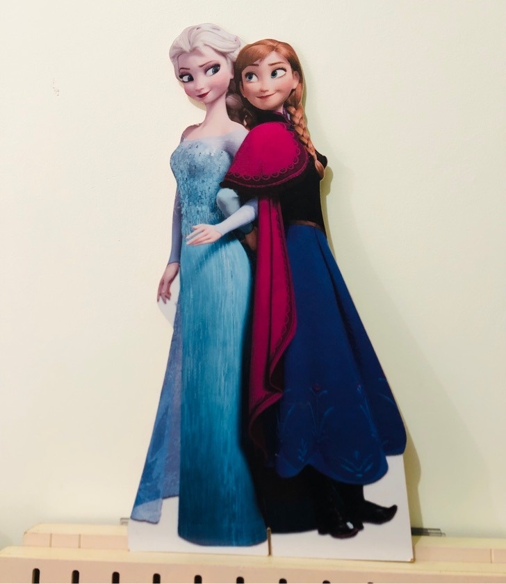 Display de Chão - Frozen - karoline pedroso festas