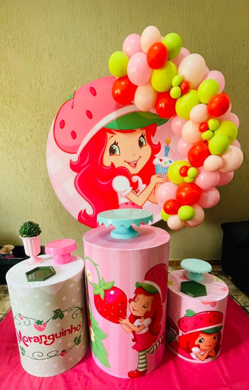 Decoração - Moranguinho  - karoline pedroso festas
