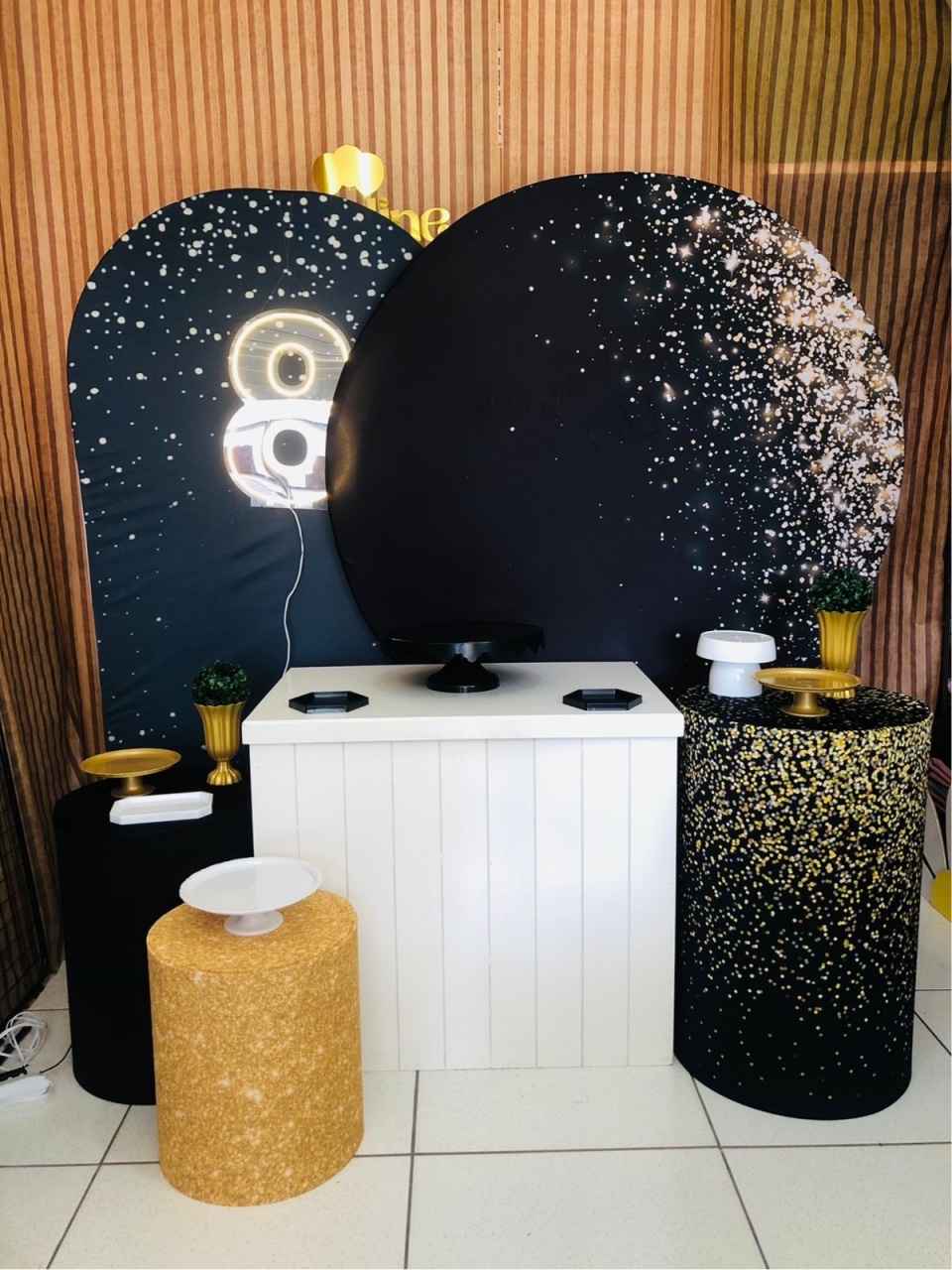 Kit Completo Preto Com Glitter Dourado  - karoline pedroso festas