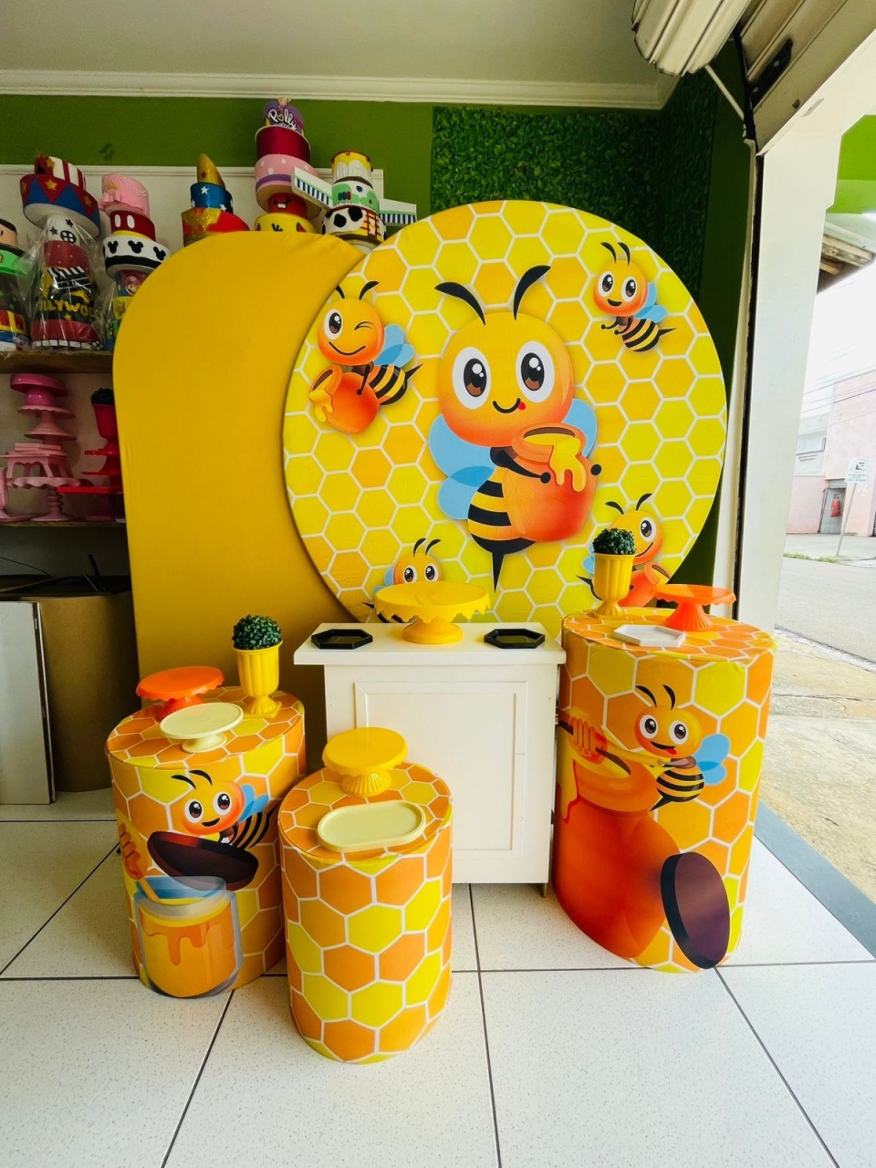 Kit Ouro - Abelhinha - karoline pedroso festas
