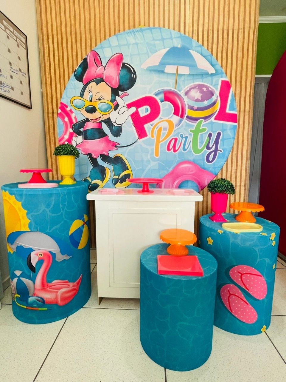 Kit Personalizado - Minnie Pool Party - karoline pedroso festas
