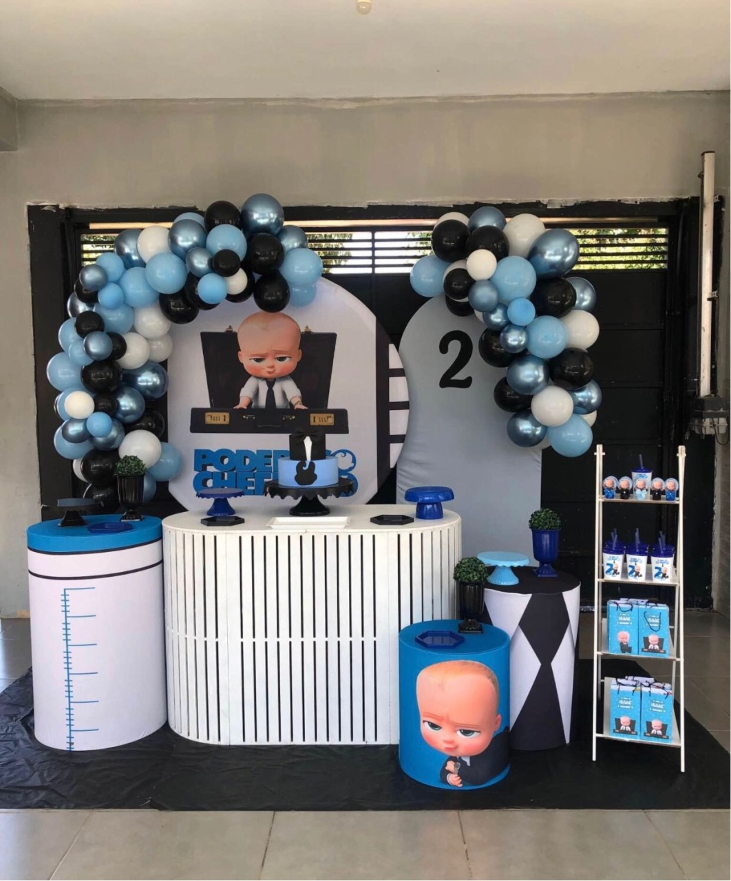 Decoração Poderoso Chefinho - karoline pedroso festas