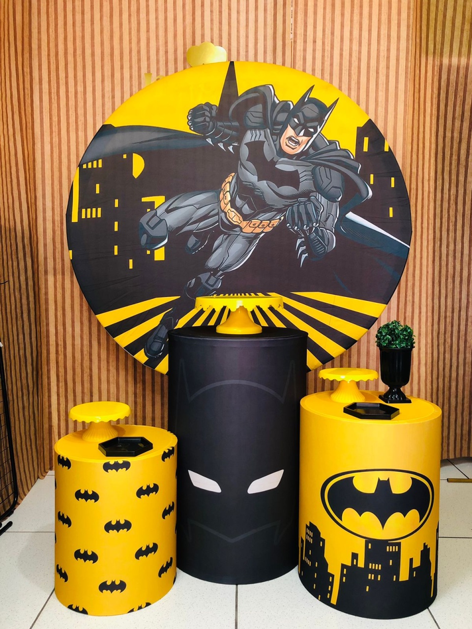 Kit Prata Batman  - karoline pedroso festas