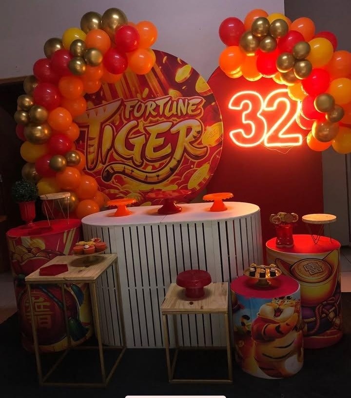 Decoração - Tigrinho  - karoline pedroso festas